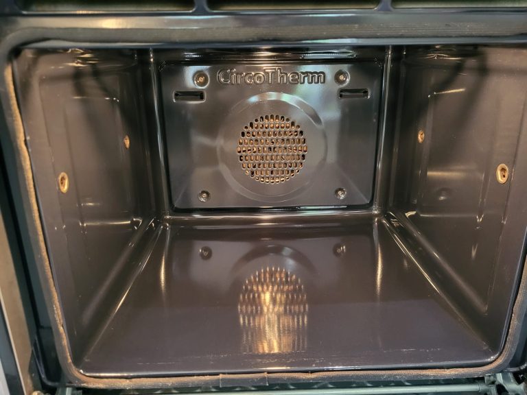 Cleaning Oven With Non Caustic Oven Cleaning Products